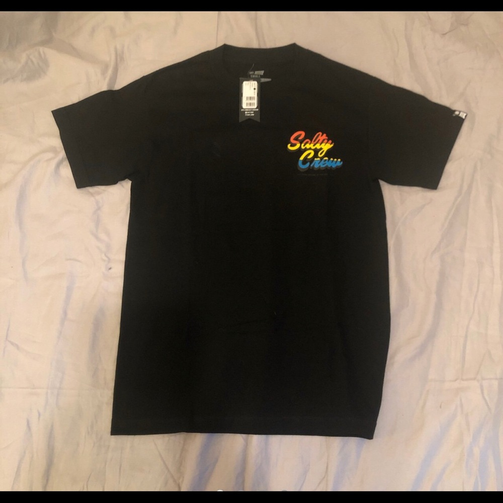 Salty crew t-shirt.